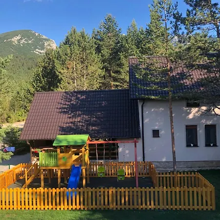 Vikendica Rita * Risovac